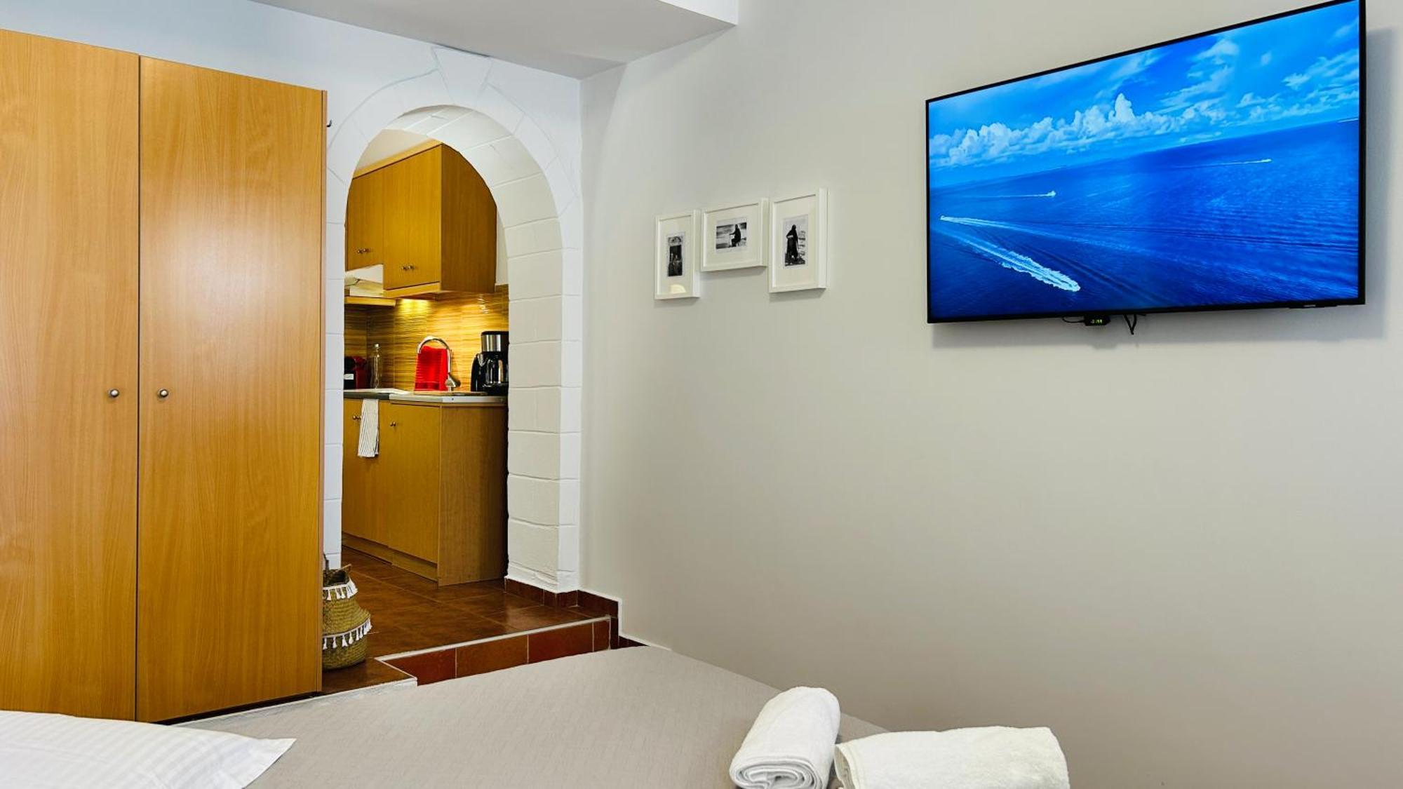 Annaview Apartments & Suites Plakias Room photo